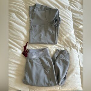 Figs Cement Scrub Set (Caterina Top & Zamora Joggers)- SOLD OUT COLOR
